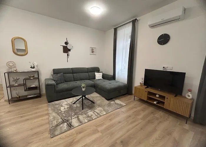 R03 Apartamento *